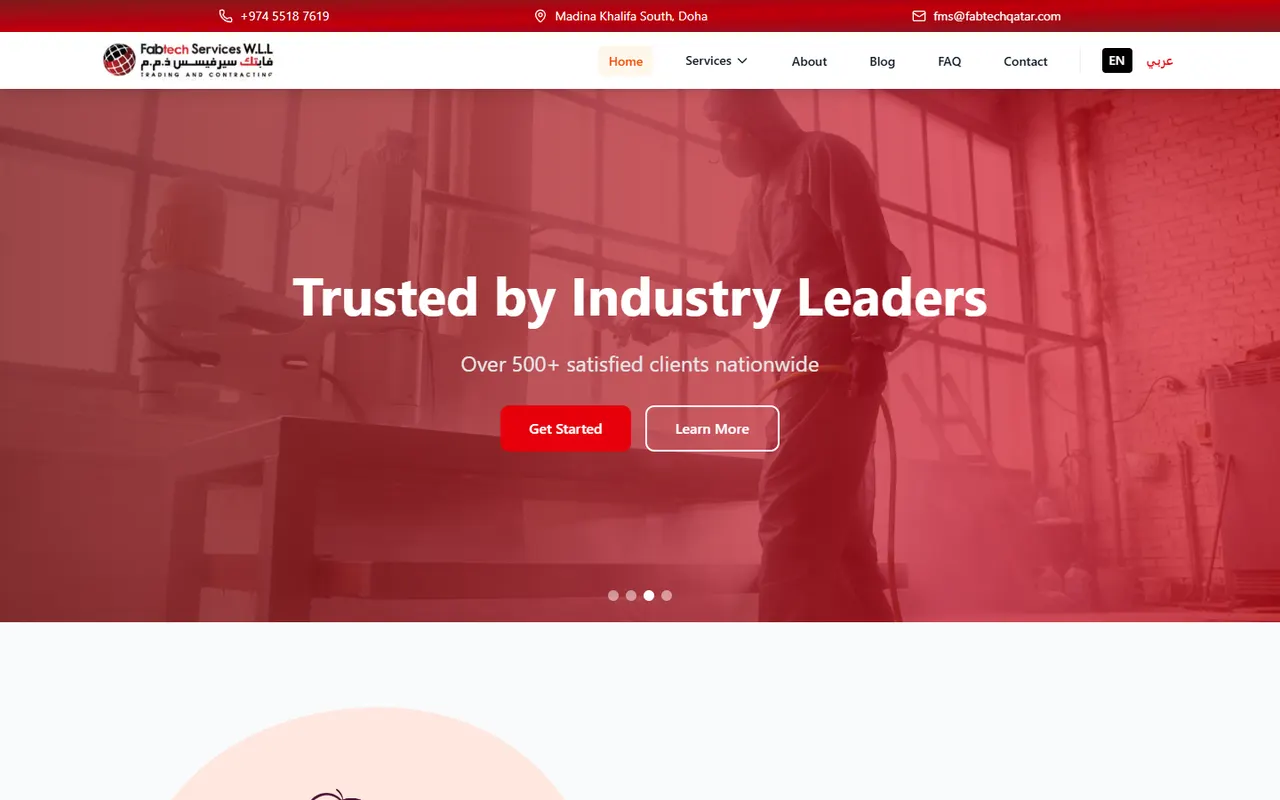 Fabtech Qatar website: "Trusted by Industry Leaders" — facility management and cleaning services with Google reviews